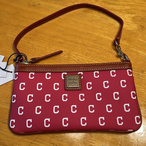 Dooney & Bourke MLB Wristlet. Cleveland Guaridians. - Picture 2 of 10